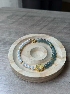 Guatemalan Jade & Freshwater Pearl Bracelet 7.5in